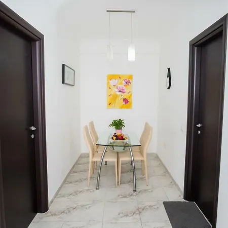 Apartament Napy 2, Solid * Mamaia