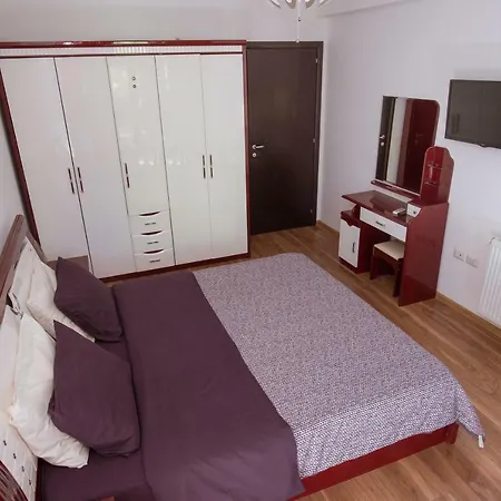 Apartament Napy 2, Solid Lägenhet Mamaia